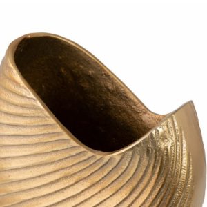 gp095858-1